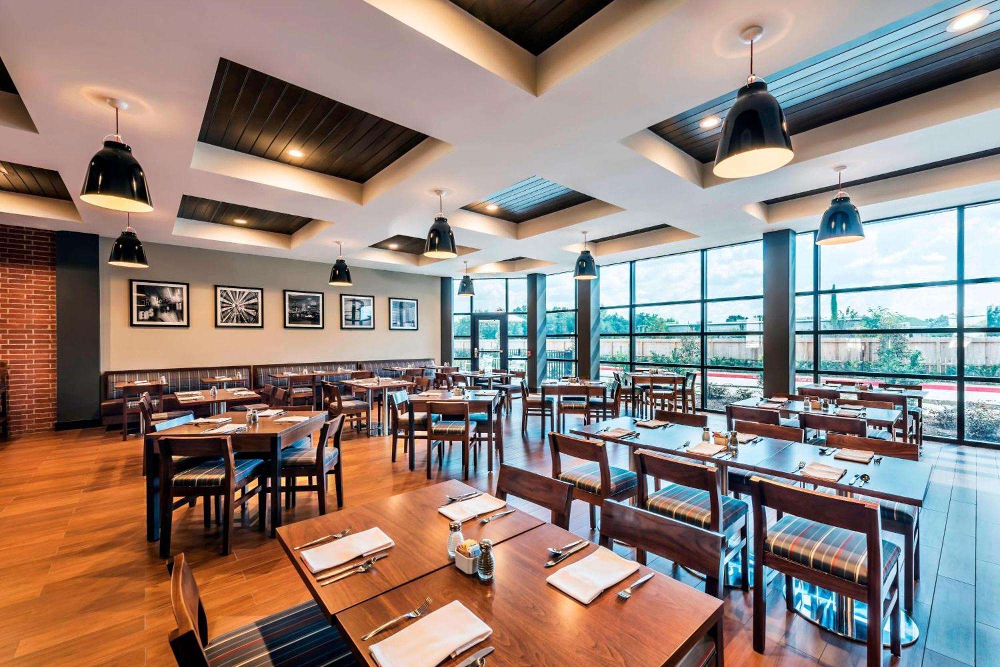 Four Points By Sheraton Houston Energy Corridor Katy Exterior photo